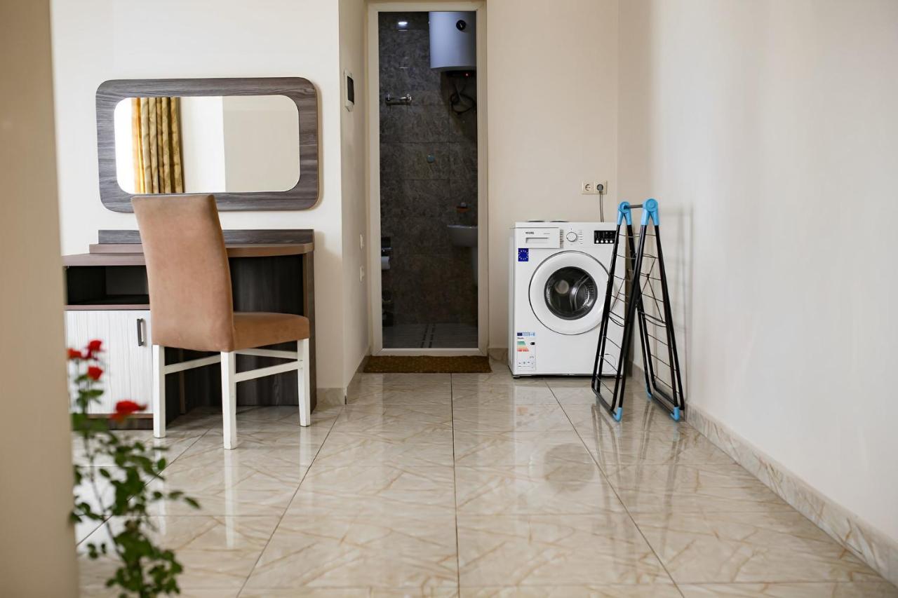 Apartments 37B Batum Dış mekan fotoğraf