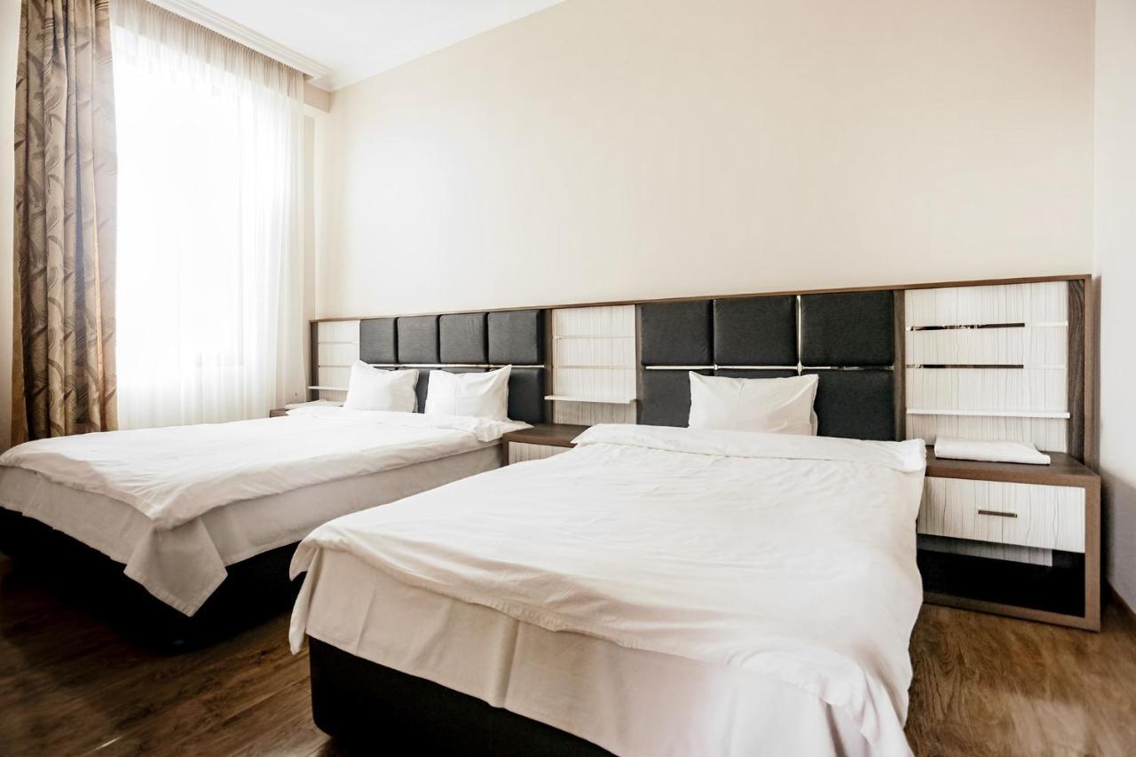 Apartments 37B Batum Dış mekan fotoğraf