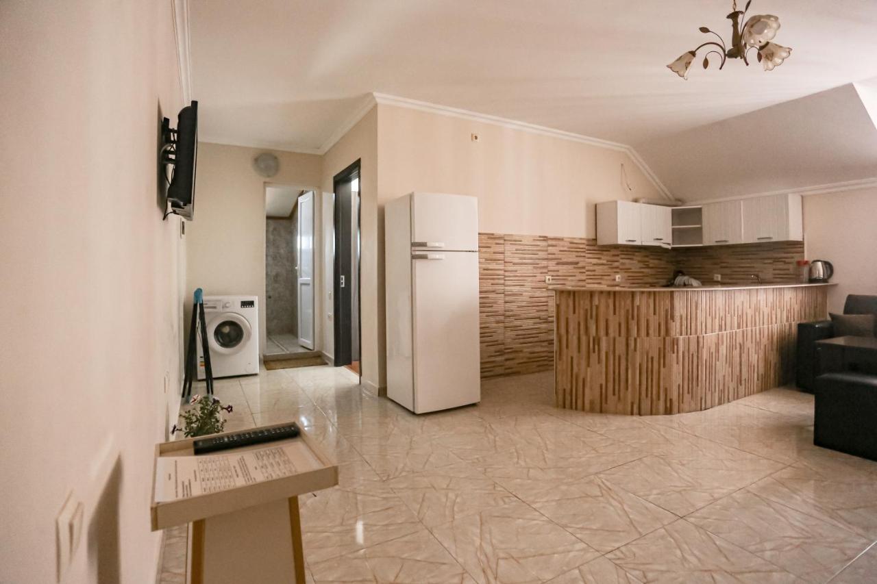 Apartments 37B Batum Dış mekan fotoğraf