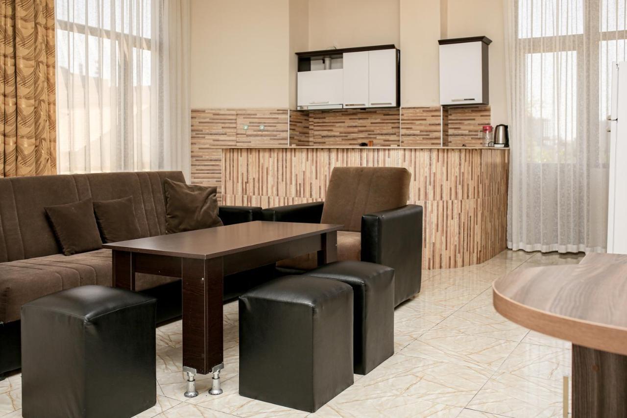 Apartments 37B Batum Dış mekan fotoğraf
