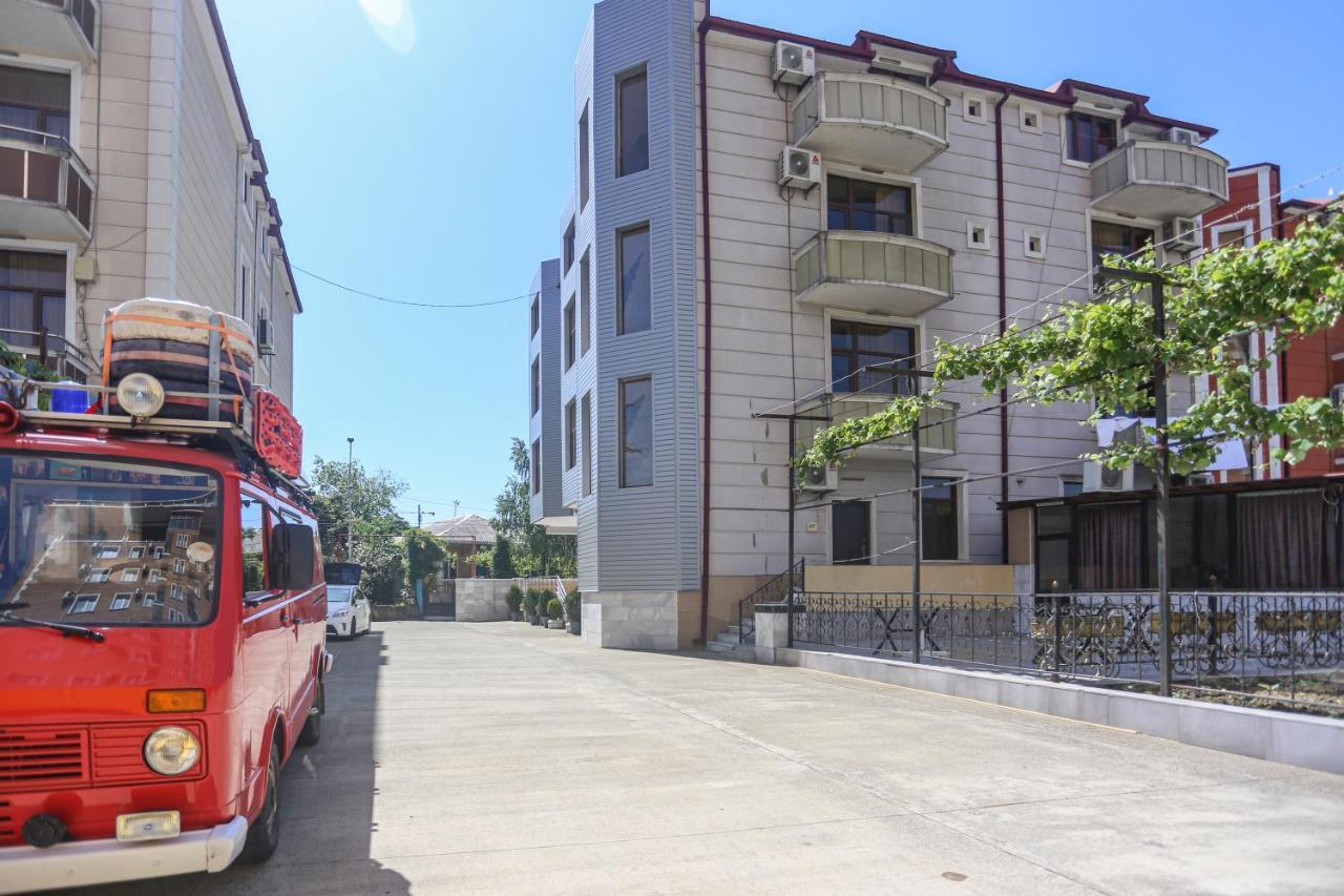 Apartments 37B Batum Dış mekan fotoğraf