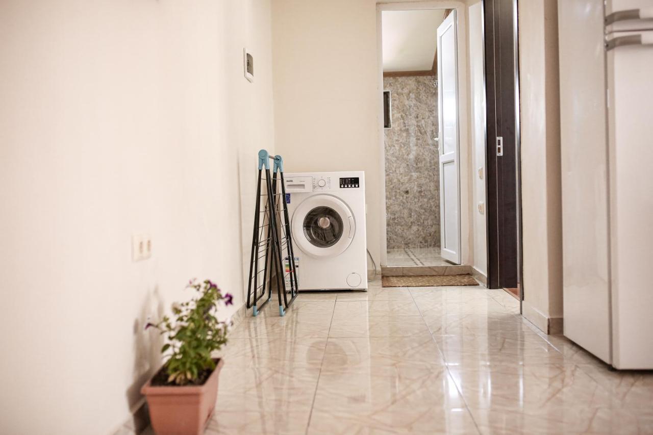 Apartments 37B Batum Dış mekan fotoğraf